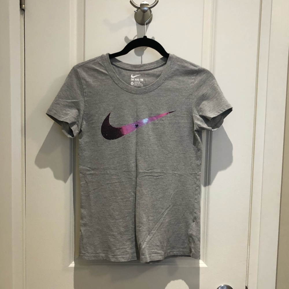 💜3/$25 Nike Purple Tick Top
